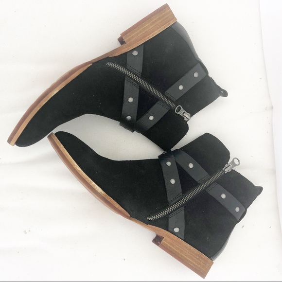 Kork Ease Kenai Stud Wrap Suede Ankle Booties 8.5 - Picture 4 of 8